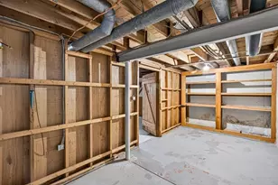 172 Harwich Rd, West Springfield, MA 01089 - Photo 36