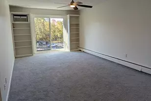 139 King St, Franklin, MA 02038 - Photo 4