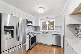 35 Crooker Dr, Lynn, MA 01904 - Photo 12