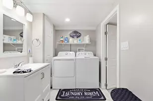 35 Crooker Dr, Lynn, MA 01904 - Photo 26