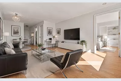 85 E India Row #40D, Boston, MA 02110 - Photo 2