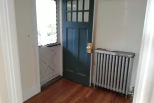 32 School St, Arlington, MA 02476 - Photo 2