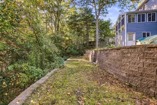 565 Hartford Ave E, Uxbridge, MA 01569 - Photo 20