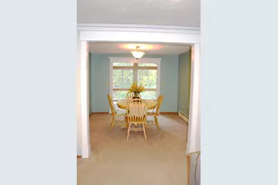 565 Hartford Ave E, Uxbridge, MA 01569 - Photo 10