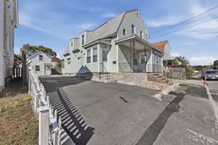 40 Bunker Hill Ave, Lowell, MA 01850 - Photo 2