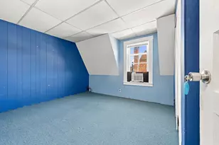 40 Bunker Hill Ave, Lowell, MA 01850 - Photo 16
