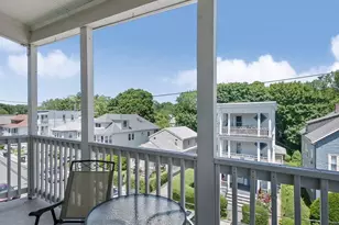 17 Wyvern St, Boston, MA 02131 - Photo 10