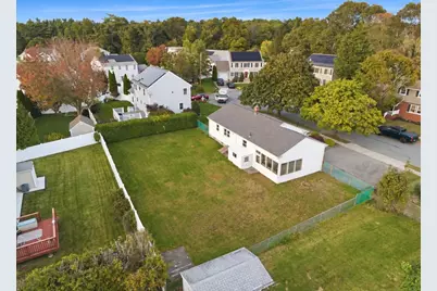 45 Pineridge St, New Bedford, MA 02740 - Photo 18