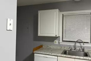 6 West St, Wrentham, MA 02093 - Photo 10