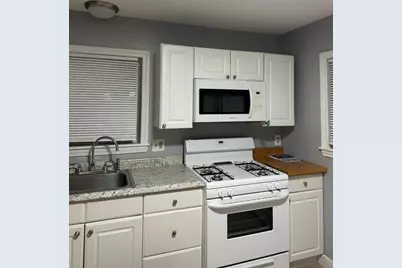 6 West St #1, Wrentham, MA 02093 - Photo 2