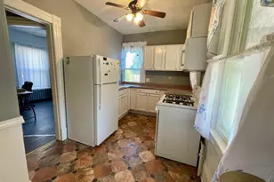 80-82 Nonotuck St, Holyoke, MA 01040 - Photo 14