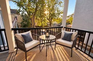 104 Beacon St, Somerville, MA 02143 - Photo 6