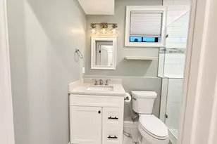 104 Beacon St, Somerville, MA 02143 - Photo 8