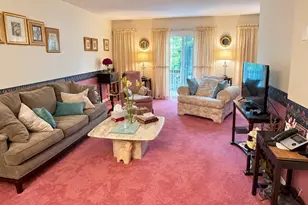 8 Castlegate Dr, Springfield, MA 01129 - Photo 4