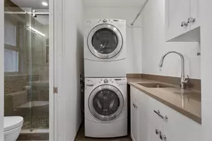 191 Davis Ave, Brookline, MA 02445 - Photo 6