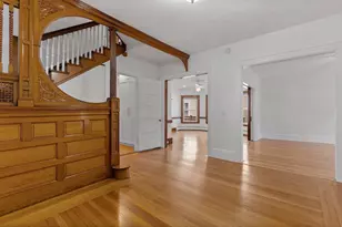 191 Davis Ave, Brookline, MA 02445 - Photo 10