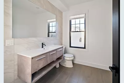 19 Shirley Rd, Medford, MA 02155 - Photo 10