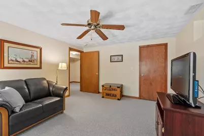 47 Sequoia Dr, Tyngsborough, MA 01879 - Photo 24