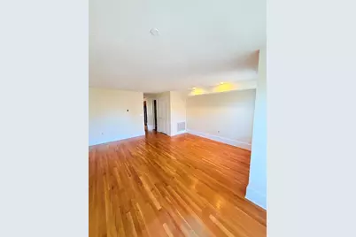 256 Main St #3, Boston, MA 02129 - Photo 4