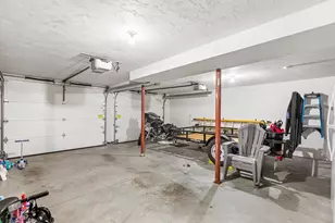 705 County St, Seekonk, MA 02771 - Photo 30