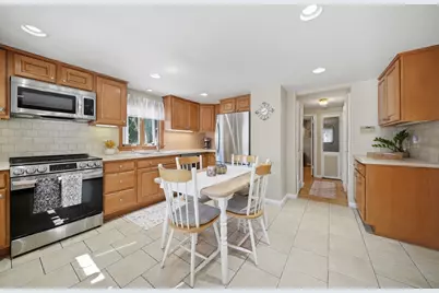 10 Summit Ter, Peabody, MA 01960 - Photo 12