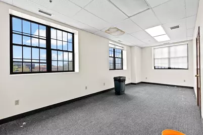 49 River St #1, Waltham, MA 02453 - Photo 20