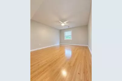 225 Shove St #B5, Fall River, MA 02724 - Photo 6