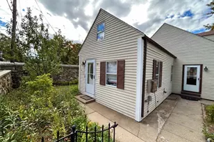 126 Pine Hill Cir, Waltham, MA 02451 - Photo 26