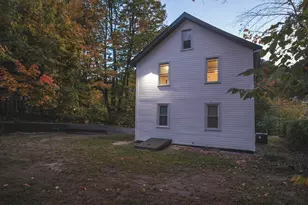 227 Deerfield St, Greenfield, MA 01301 - Photo 6
