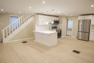 227 Deerfield St, Greenfield, MA 01301 - Photo 10