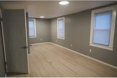 227 Deerfield St, Greenfield, MA 01301 - Photo 16