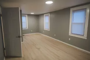 227 Deerfield St, Greenfield, MA 01301 - Photo 16
