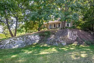 30 Surrey Rd, Winchester, MA 01890 - Photo 16