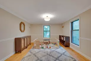 30 Surrey Rd, Winchester, MA 01890 - Photo 8