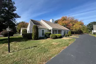 31 Dunbar Dr, Easton, MA 02356 - Photo 4