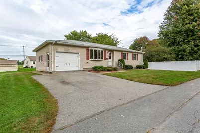 26 Midland Rd, Somerset, MA 02726 - Photo 2