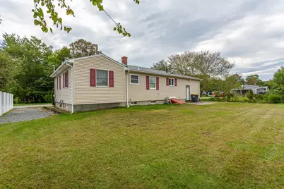 26 Midland Rd, Somerset, MA 02726 - Photo 4