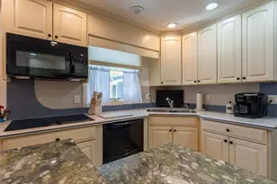 95 Caroline Ave, Somerset, MA 02725 - Photo 18