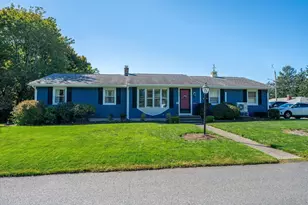 95 Caroline Ave, Somerset, MA 02725 - Photo 2