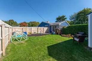 95 Caroline Ave, Somerset, MA 02725 - Photo 10