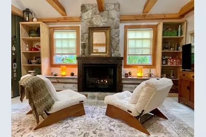 5 Lakeshore Dr, Wales, MA 01081 - Photo 4