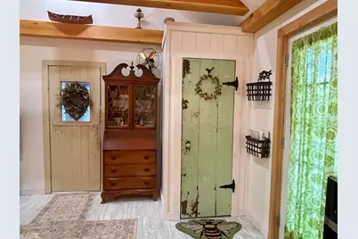 5 Lakeshore Dr, Wales, MA 01081 - Photo 10