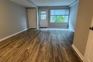 100 Merrimack Ave, Dracut, MA 01826 - Photo 6