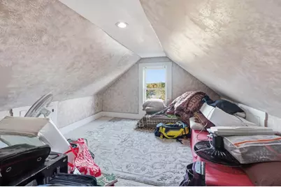 145 Winter St, Saugus, MA 01906 - Photo 32