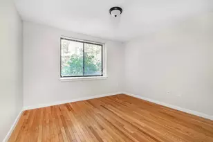 1029 Pleasant St, Worcester, MA 01602 - Photo 10