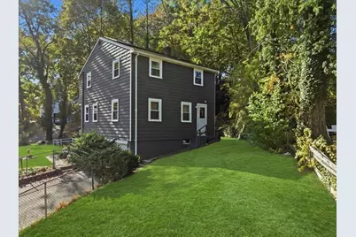 45 Decker St, Milton, MA 02186 - Photo 2