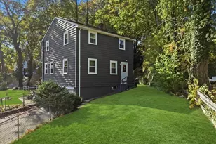 45 Decker St, Milton, MA 02186 - Photo 2