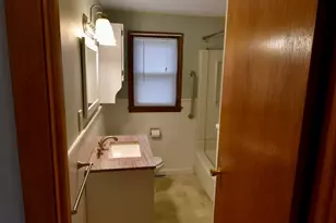 64 Poplar St, Chicopee, MA 01013 - Photo 8