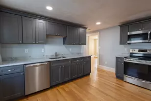 129 Lynn St, Peabody, MA 01960 - Photo 10