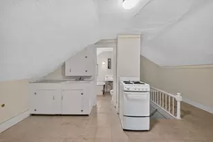 43 Summer St, Taunton, MA 02780 - Photo 32